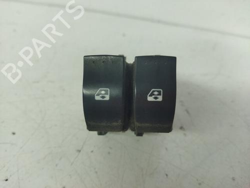 Used Left front window switch RENAULT LAGUNA II (BG0/1_) [2001-2007]  31051546