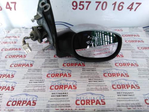Used Right mirror PEUGEOT 206 Hatchback (2A/C) 1.9 D (69 hp) 19556037
