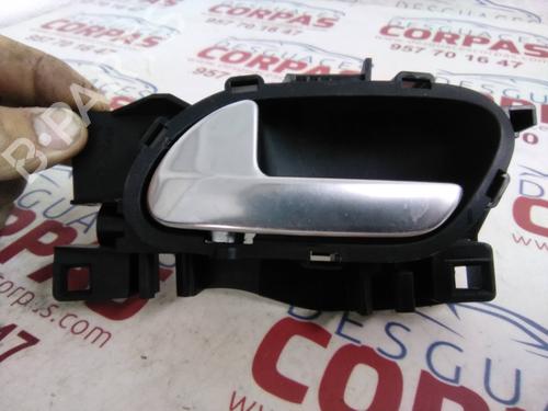 Used Rear left interior door handle PEUGEOT 208 I (CA_, CC_) 1.2 VTI 82 (82 hp) 19555097