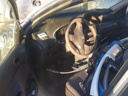 Poignée intérieure avant gauche PEUGEOT 206 Hatchback (2A/C) 1.9 D | BP19661685I13 
