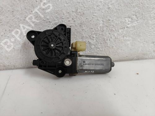 Moteur de lève-vitre arrière gauche MERCEDES-BENZ C-CLASS (W203) C 220 CDI (203.006) | BP29982969E23