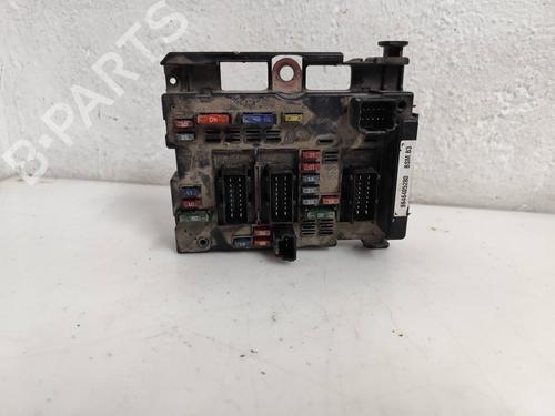 Boîte à Fusibles PEUGEOT 406 (8B) [1995-2005]  29536651