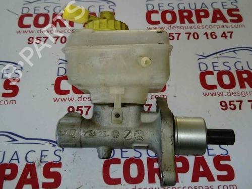 Used Brake master cylinder SKODA OCTAVIA I Combi (1U5) 1.9 TDI (90 hp) 19548088