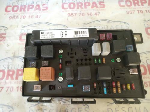 Used Fuse box OPEL ASTRA H GTC (A04) [2005-2010]  19554047
