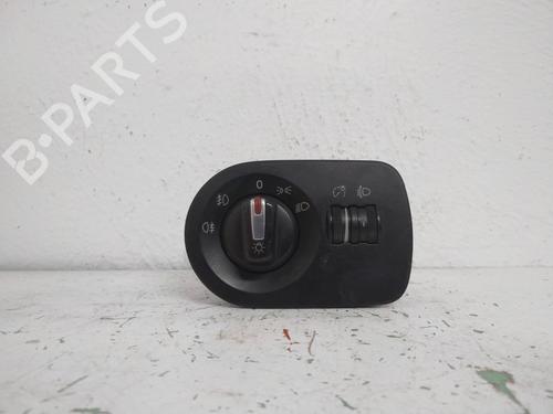 Used Headlight switch SEAT LEON (1P1) [2005-2013]  19557120