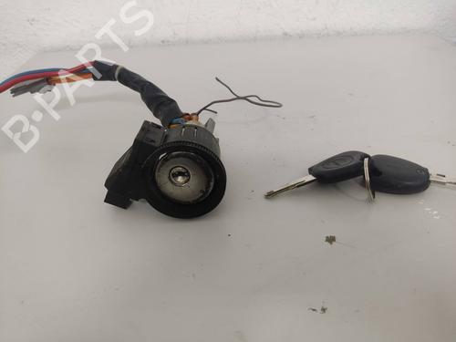 Used Ignition barrel PEUGEOT 306 (7B, N3, N5) [1993-2003]  19567362
