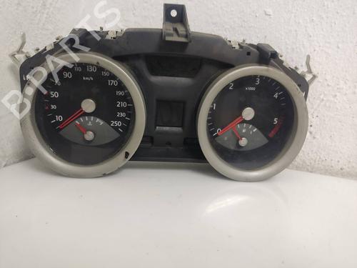 Used Instrument cluster RENAULT MEGANE II (BM0/1_, CM0/1_) [2001-2012]  19567340