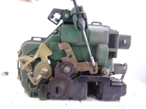 Venstre bagtil lås SEAT TOLEDO II (1M2)  | BP19560723C100 