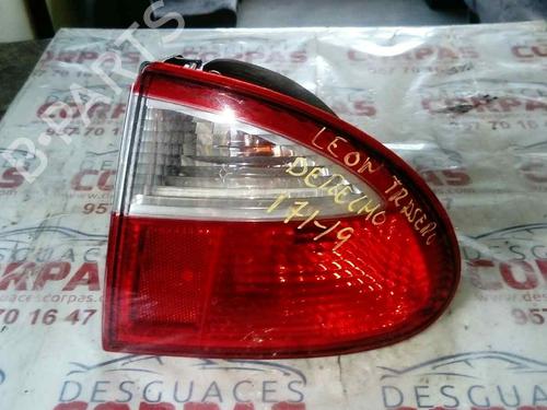 Used Right taillight SEAT LEON (1M1) [1999-2006]  19552662