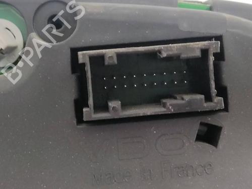 Instrument cluster PEUGEOT 607 (9D, 9U)  | BP19570752C47 