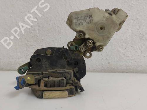 Serrure avant droite NISSAN ALMERA I (N15) [1995-2000]  19570025