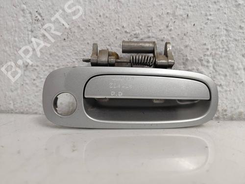 Used Front right exterior door handle TOYOTA COROLLA Liftback (_E11_) 2.0 D-4D (CDE110_, CDE110R) (90 hp) 21813953