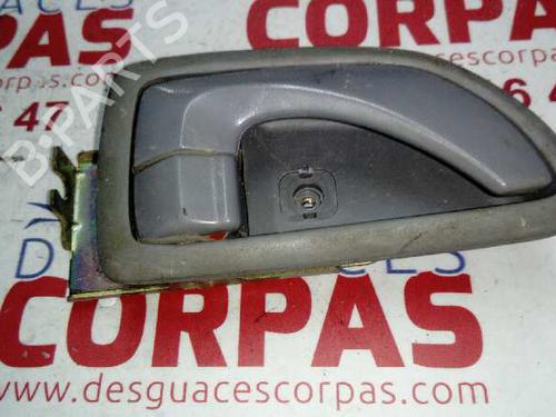 Used Front right interior door handle KIA SORENTO I (JC) [2002-2011]  19660172