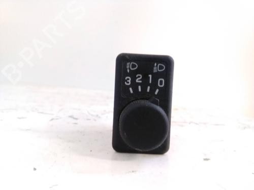 Used Switch NISSAN PRIMERA Hatchback (P12) [2002-2025]  19559110