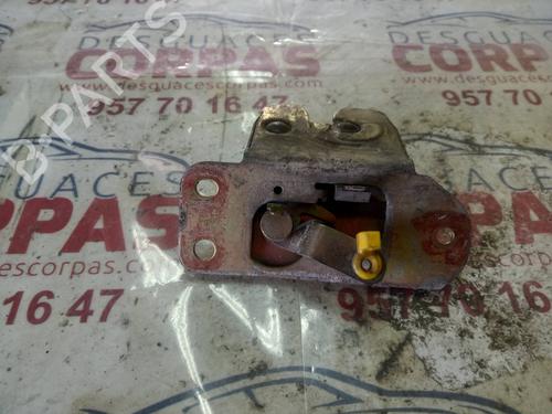 Used Tailgate lock VOLVO S40 I (644) [1995-2004]  19555899