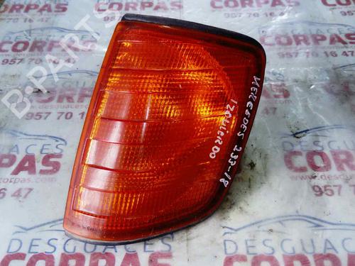 Used Left front indicator MERCEDES-BENZ 124 Saloon (W124) [1984-1993]  22609721