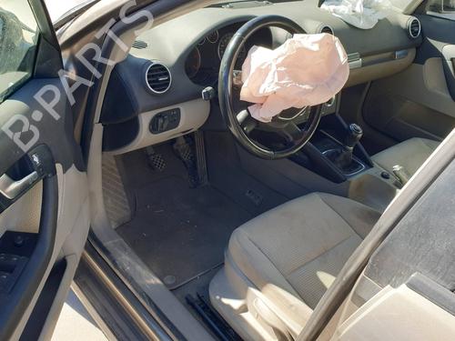 Achterlicht kofferdeksel achterklep links AUDI A3 (8P1)  | BP19561992C79 