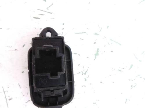 Used Right rear window switch VOLVO S40 I (644) [1995-2004]  19557478