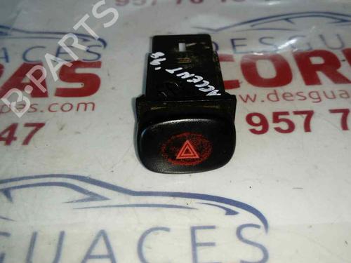 Used Warning switch HYUNDAI ACCENT I (X-3) [1994-2002]  19647133