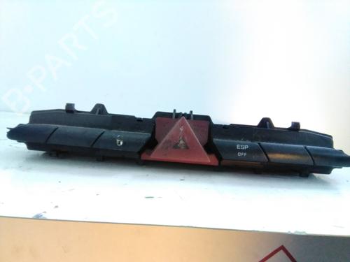 Used Switch PEUGEOT 308 I (4A_, 4C_) 1.6 HDi (90 hp) 19558529