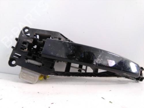 Used Front left exterior door handle OPEL CORSA D (S07) [2006-2015]  19558923