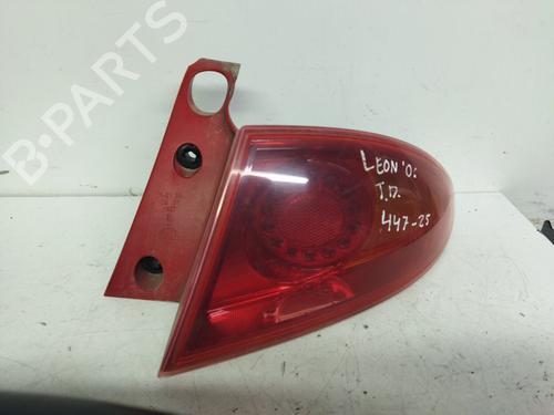 Piloto trasero derecho SEAT LEON (1P1) [2005-2013]  31320554