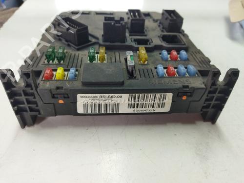Fuse box PEUGEOT 407 (6D_)  | BP19660767E1 