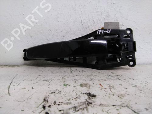 Used Front left exterior door handle OPEL ASTRA H (A04) [2004-2014]  19557395