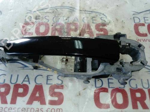Used Front left exterior door handle VW GOLF V (1K1) [2003-2010]  19552470