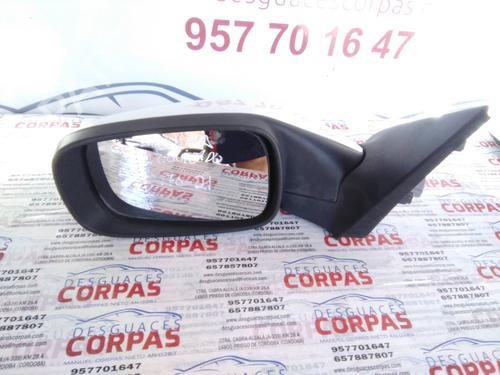 Used Left mirror RENAULT LAGUNA II (BG0/1_) [2001-2007]  19556057