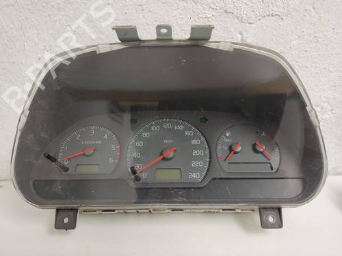 Used Instrument cluster VOLVO S40 I (644) [1995-2004]  19567840