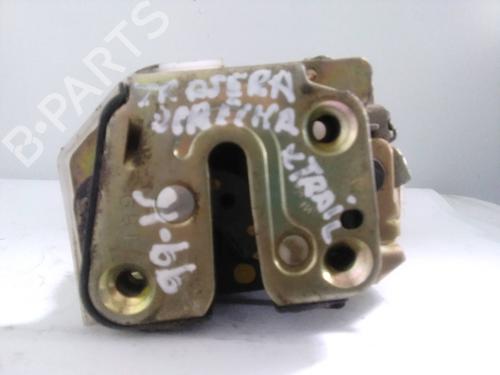Used Rear right lock NISSAN X-TRAIL I (T30) [2001-2013]  22609990