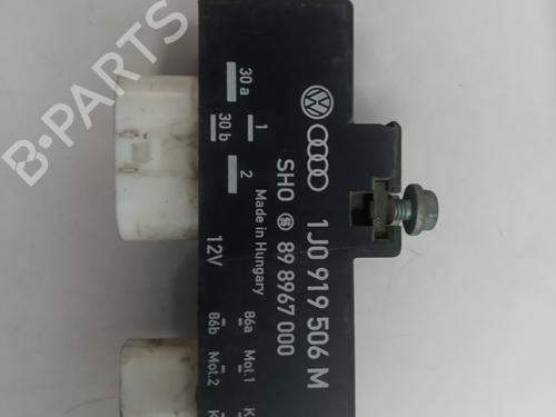 Used Electronic module VW POLO (9N_, 9A_) 1.4 TDI (75 hp) 19559555