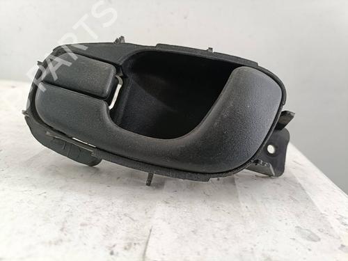 Poignée intérieure avant gauche DAEWOO LANOS (KLAT) 1.5 (86 hp) 19570043