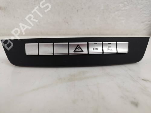 Used Switch MERCEDES-BENZ C-CLASS (W204) [2007-2015]  30627472