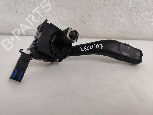 Used Steering column stalk SEAT LEON (1P1) [2005-2013]  29410775