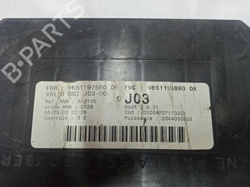 Fuse box PEUGEOT 307 Break (3E) 2.0 HDI 110 | BP19561713E1 
