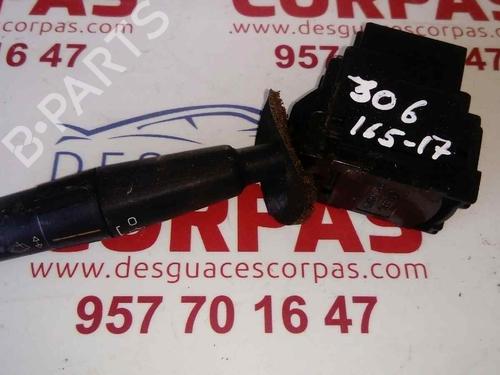 Used Steering column stalk PEUGEOT 306 (7B, N3, N5) [1993-2003]  19549076