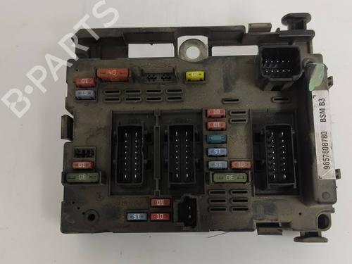 Used Fuse box PEUGEOT 206 Hatchback (2A/C) 1.4 HDi eco 70 (68 hp) 19781284