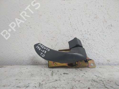 Used Rear right interior door handle KIA SORENTO I (JC) [2002-2011]  19557339