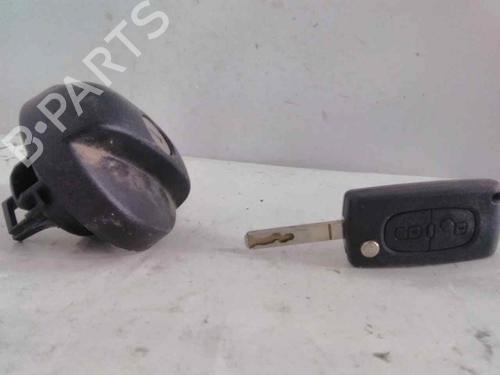 Used Fuel flap CITROËN C3 I (FC_, FN_) [2002-2013]  19564743