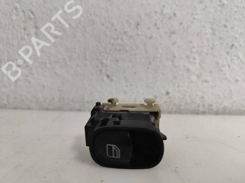 Used Right front window switch MERCEDES-BENZ C-CLASS (W203) [2000-2007]  22210355