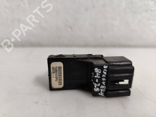 Left rear window switch LAND ROVER DISCOVERY III (L319)  | BP29437469I29 