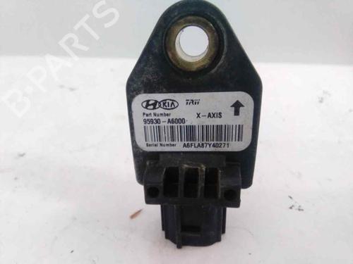 Used Electronic sensor HYUNDAI i30 (GD) [2011-2025]  19564323