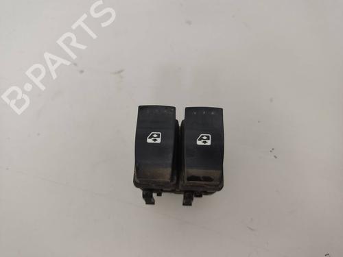 Used Left front window switch RENAULT SCÉNIC II (JM0/1_) [2003-2010]  19567327