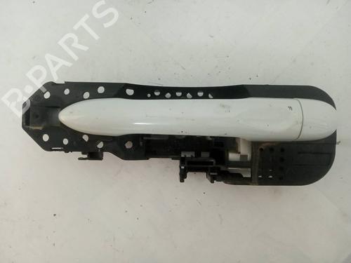 Used Rear left exterior door handle RENAULT MEGANE III Hatchback (BZ0/1_, B3_) [2008-2025]  19562839