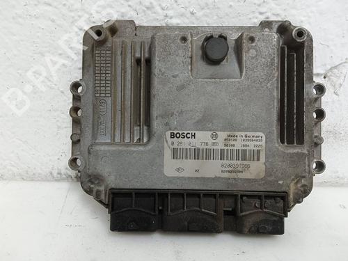 Used Engine control unit (ECU) Engine control unit (ECU) RENAULT SCÉNIC II (JM0/1_) [2003-2010] 33442214 33442214