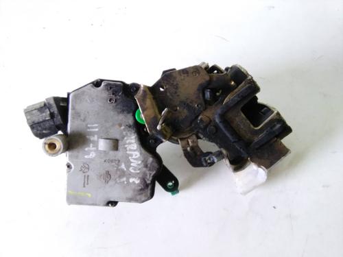 Used Rear left lock NISSAN TERRANO II (R20) [1992-2007]  19557634