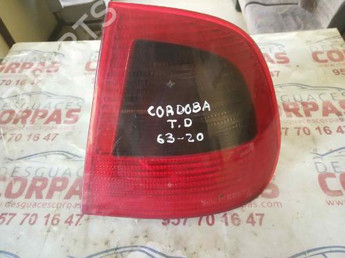 Used Right taillight SEAT CORDOBA (6K1, 6K2) [1993-2002]  19553552