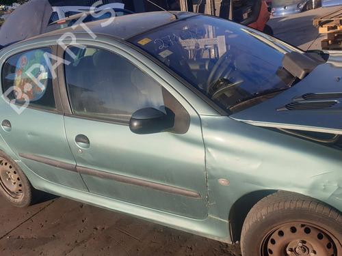 Right mirror PEUGEOT 206 Hatchback (2A/C) 2.0 HDI 90 | BP19570504C27 